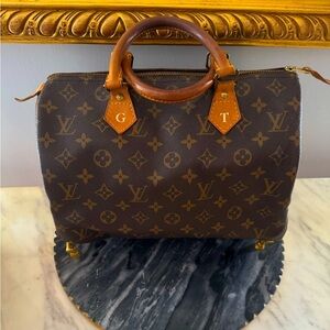 Louis Vuitton speedy bag